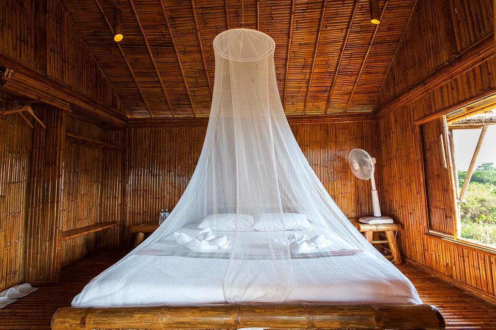 Phuree Hut Koh Phayam Room photo